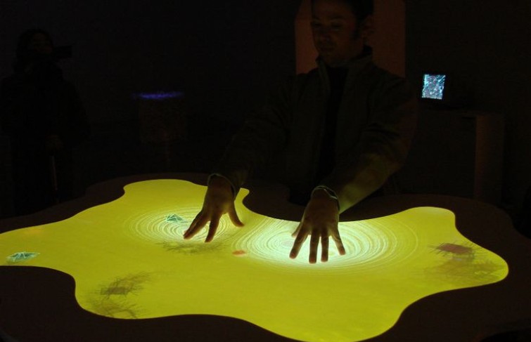 沉浸式投影感應(yīng)互動(dòng)